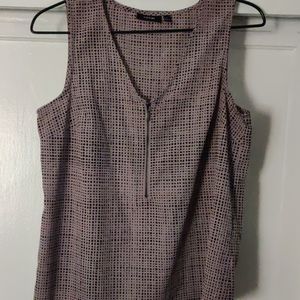 Sleeveless blouse